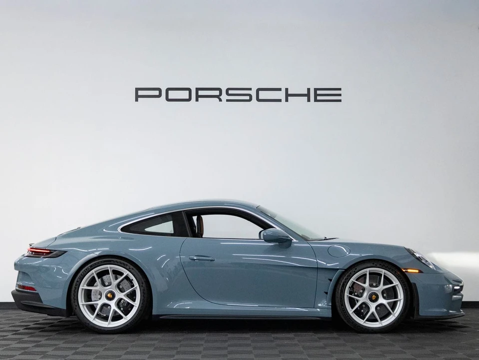 2024 Porsche 992 S/T - Image 8 of 31