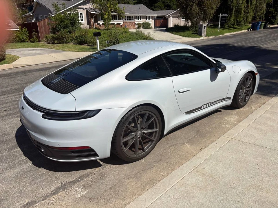 2024 Porsche 992 Carrera T - Image 4 of 7