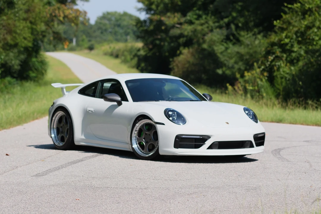 2024 Porsche 992 Carrera T - Image 14 of 31