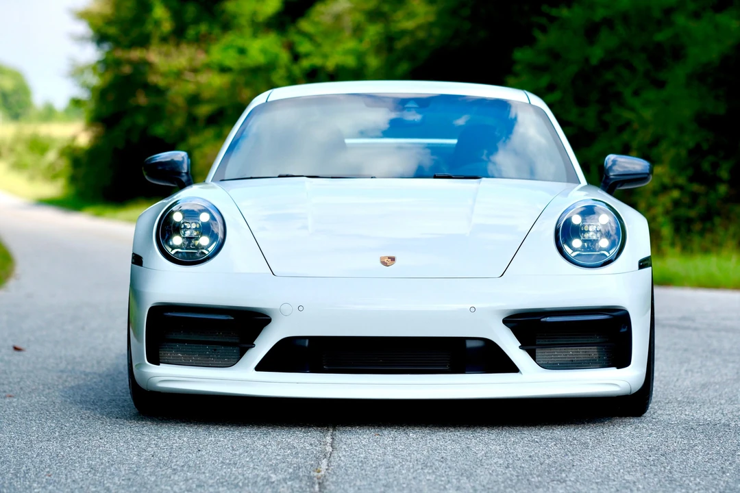 2024 Porsche 992 Carrera T - Image 16 of 31