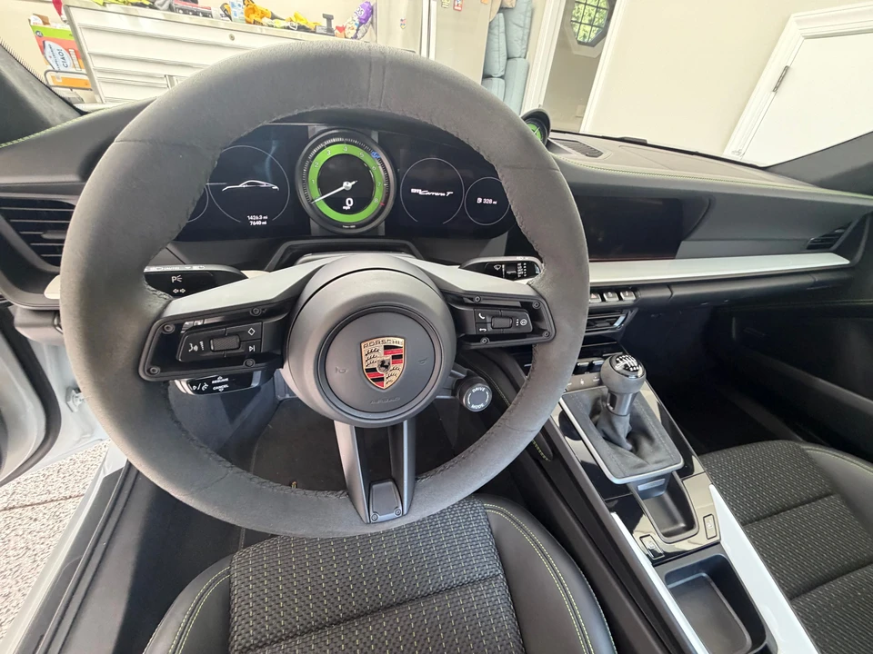 2024 Porsche 992 Carrera T - Image 22 of 31