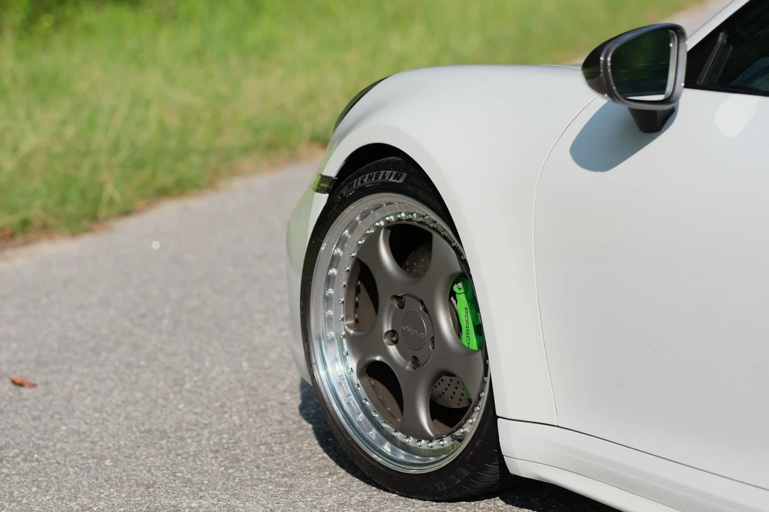 2024 Porsche 992 Carrera T - Image 8 of 31
