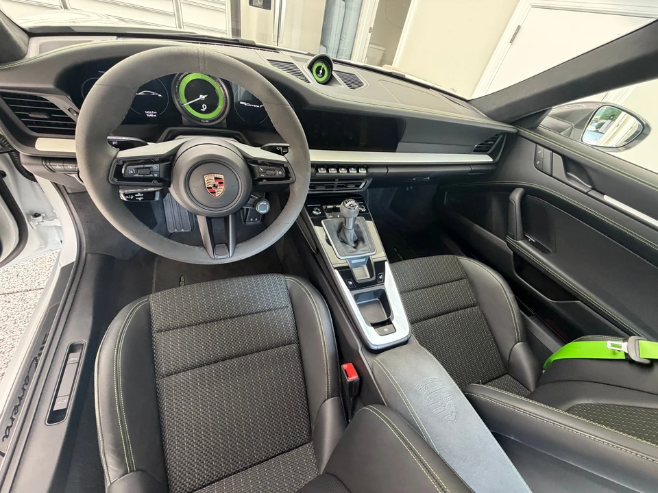 2024 Porsche 992 Carrera T - Image 19 of 31