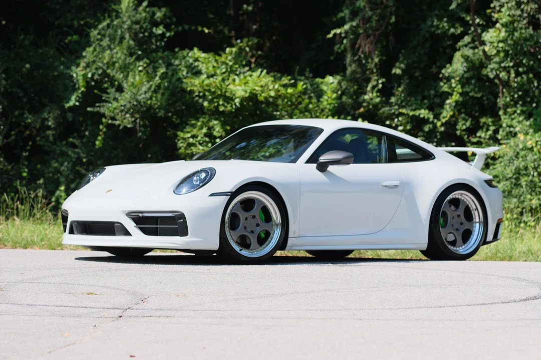 2024 Porsche 992 Carrera T - Image 17 of 31