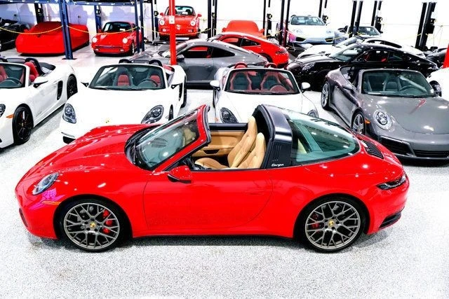 2024 Porsche 992 Targa 4 & 4S - Image 8 of 12