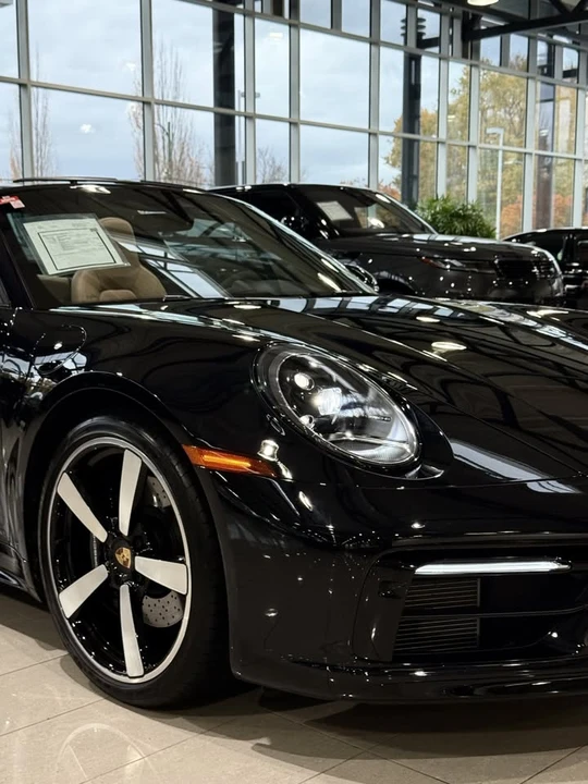 2024 Porsche 992 Targa 4 & 4S - Image 4 of 15