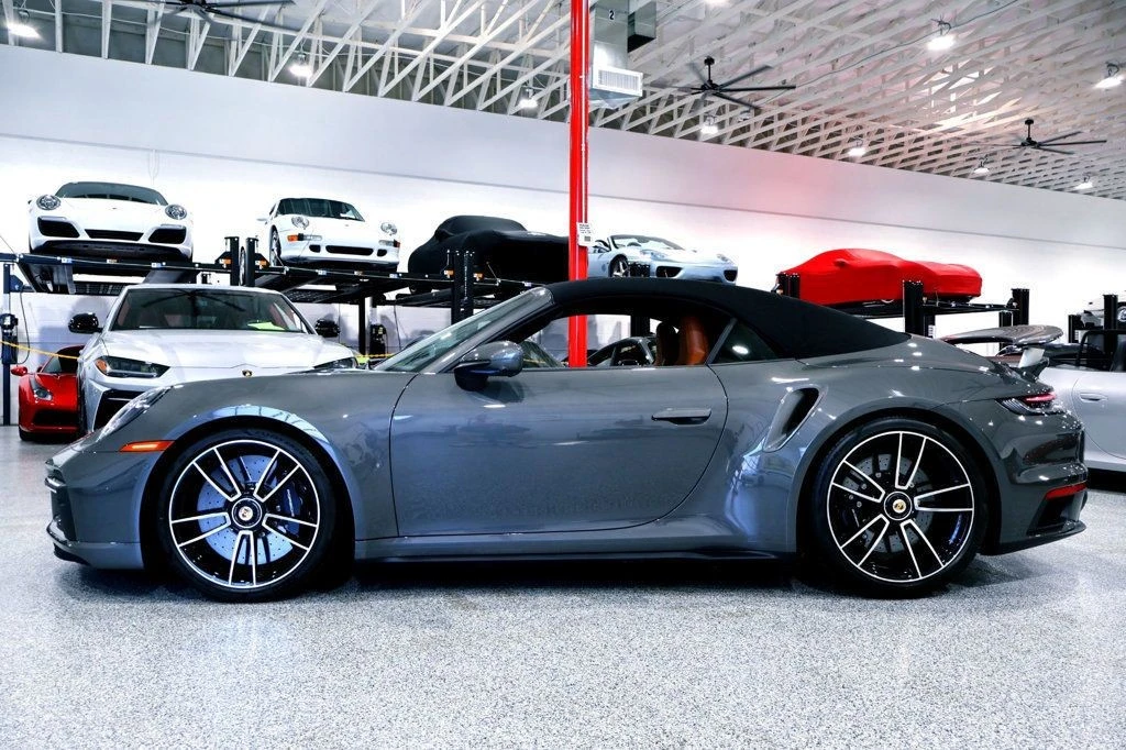 2024 Porsche 911 - Image 3 of 12