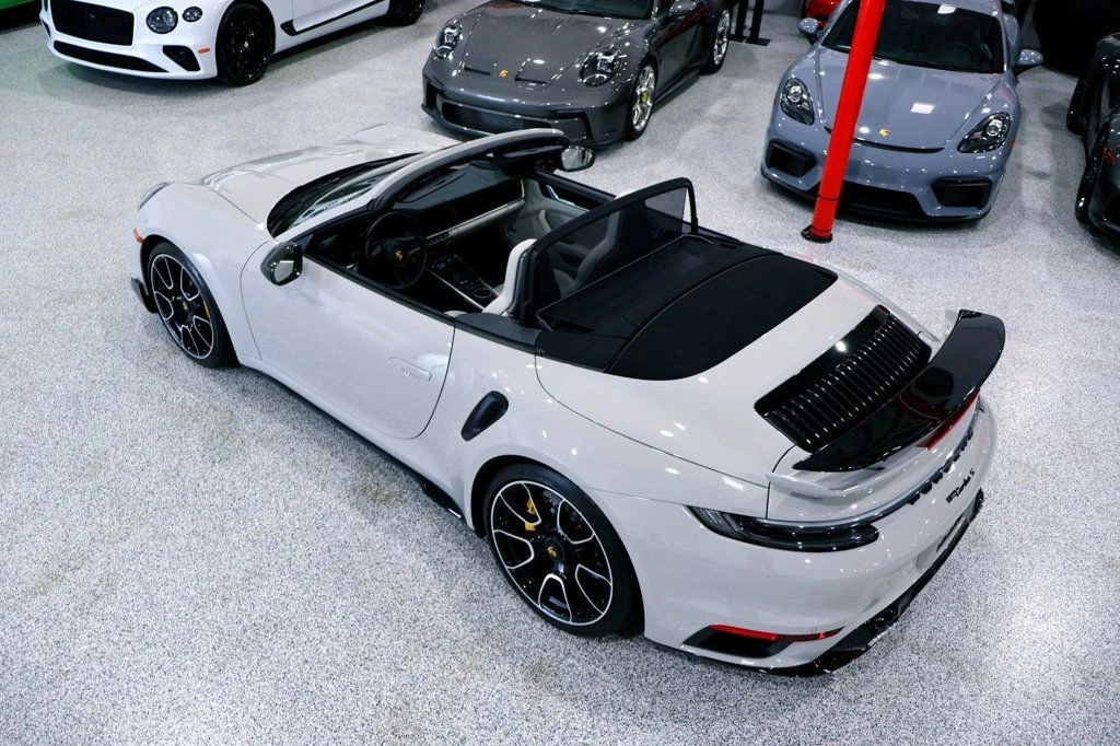 2024 Porsche - Image 11 of 12