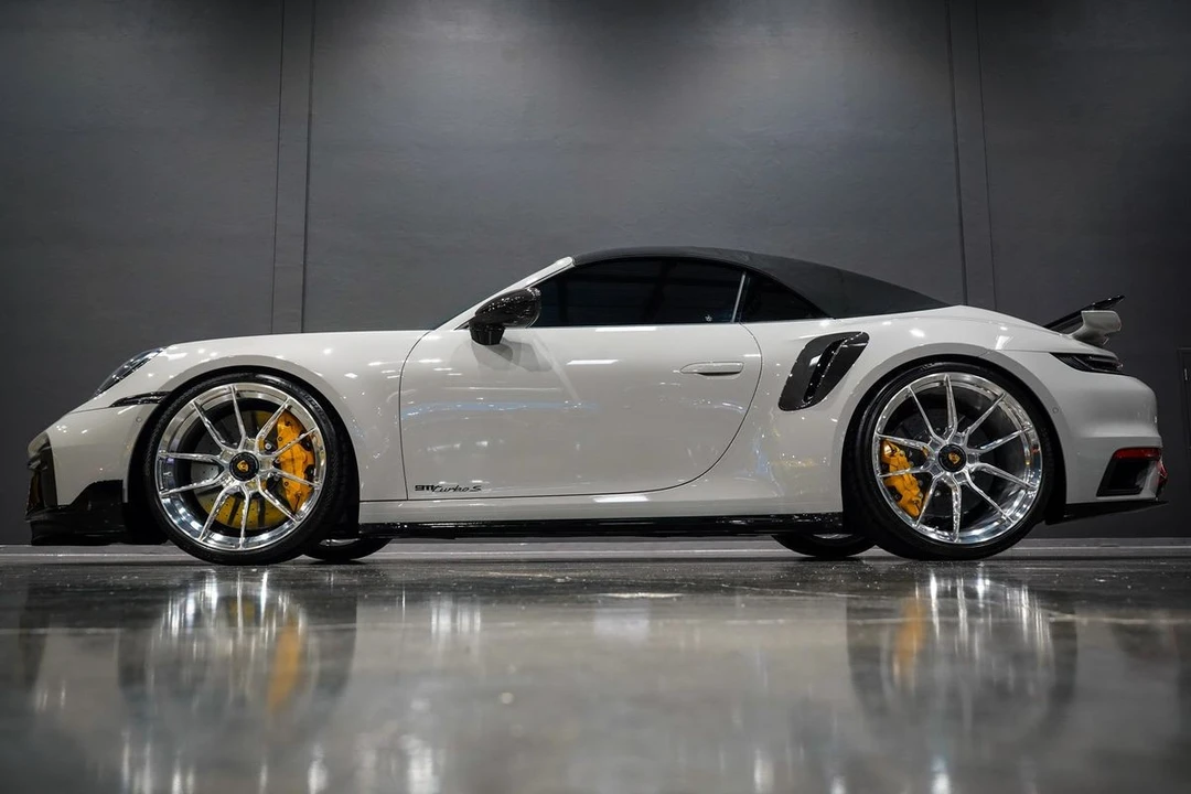 2024 Porsche 992 Turbo S - Image 19 of 21