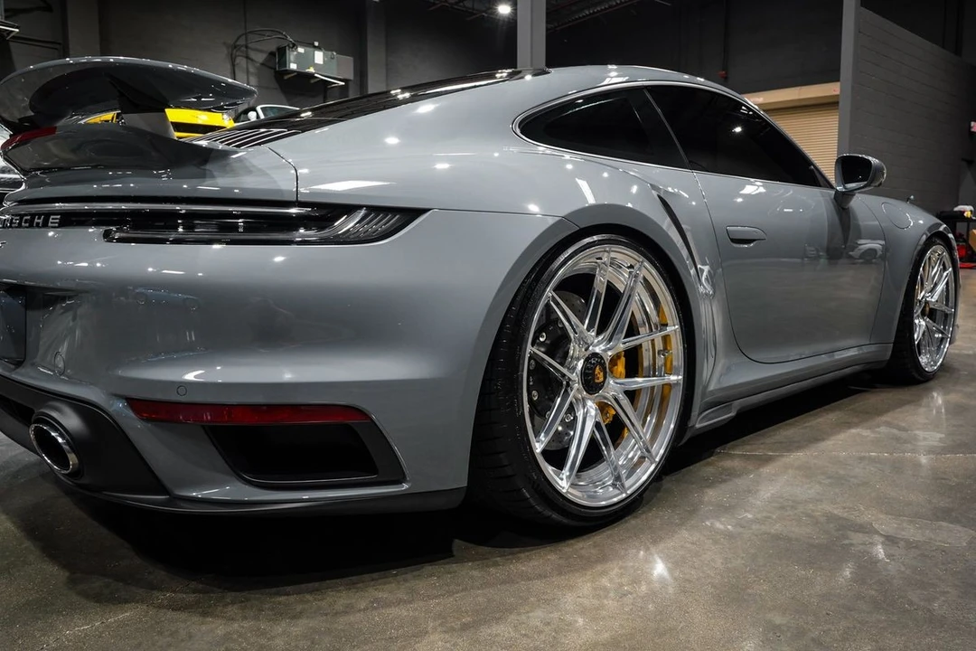 2024 Porsche 992 Turbo S - Image 25 of 31