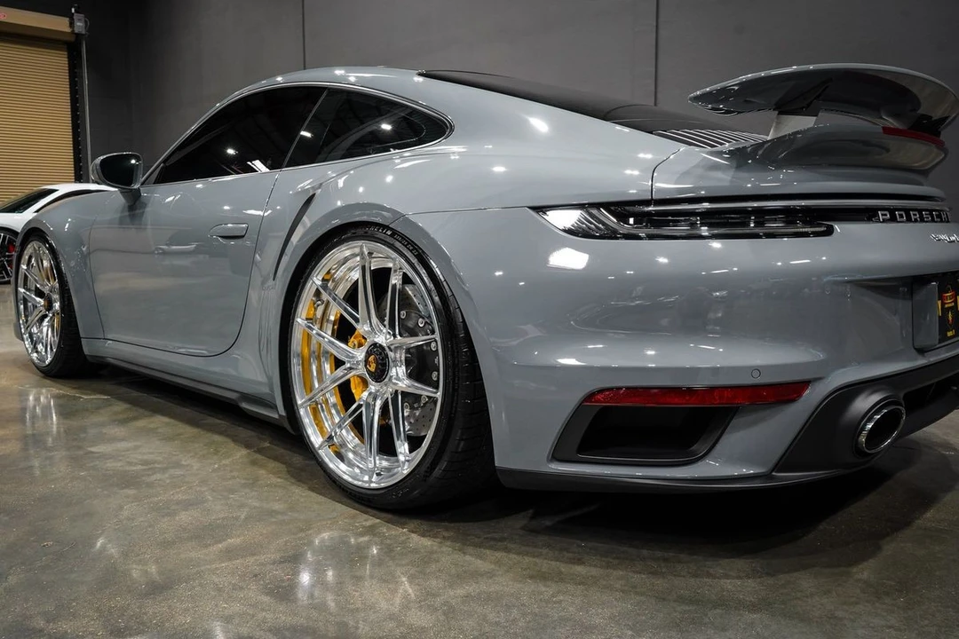 2024 Porsche 992 Turbo S - Image 21 of 31