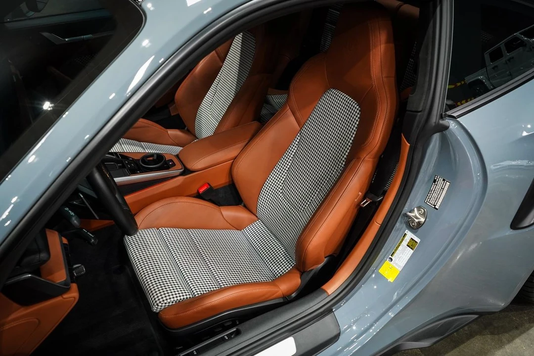 2024 Porsche 992 Turbo S - Image 28 of 31
