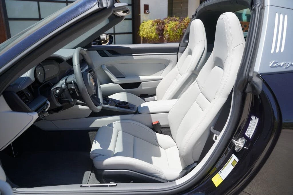 2024 Porsche 992 Targa 4 & 4S - Image 26 of 31