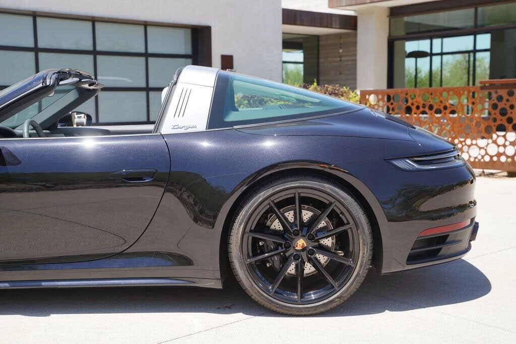 2024 Porsche 992 Targa 4 & 4S - Image 8 of 31