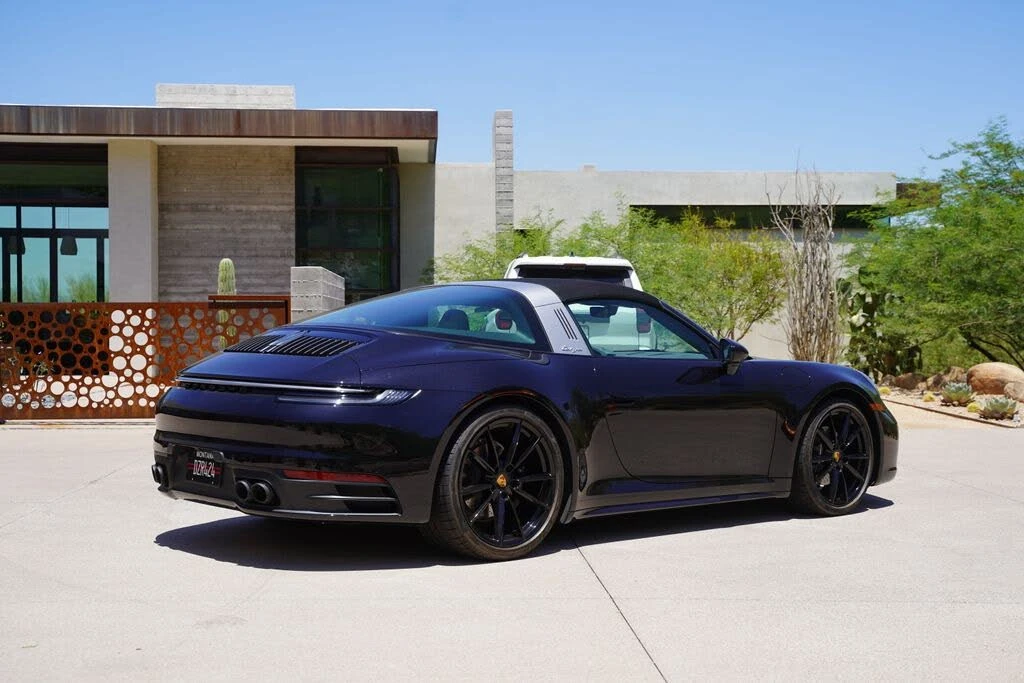 2024 Porsche 992 Targa 4 & 4S - Image 17 of 31