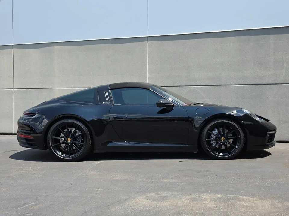 2024 Porsche 992 Targa 4 & 4S - Image 8 of 26