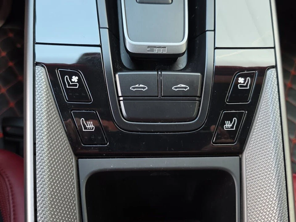 2024 Porsche 992 Targa 4 & 4S - Image 24 of 26