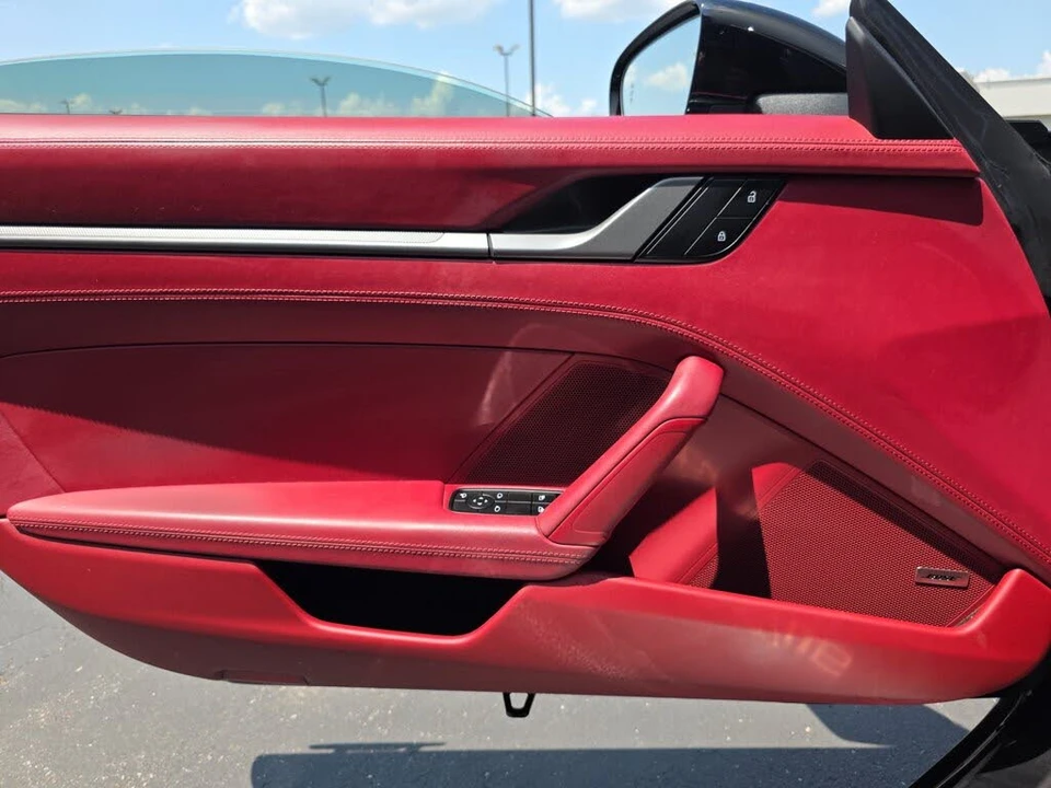 2024 Porsche 992 Targa 4 & 4S - Image 16 of 26