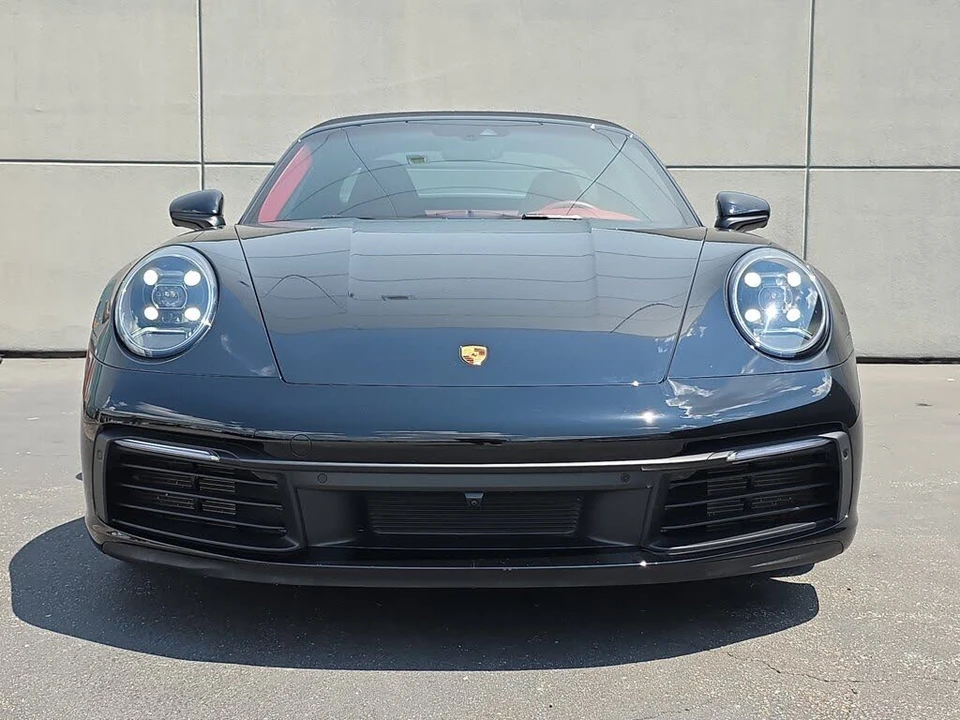 2024 Porsche 992 Targa 4 & 4S - Image 10 of 26