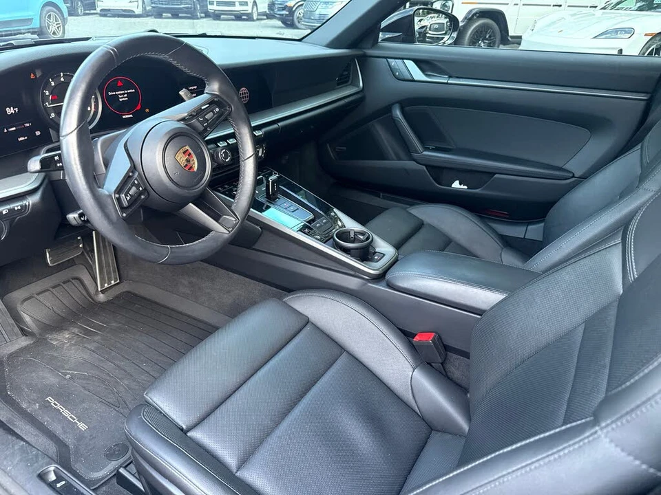 2024 Porsche 992 Targa 4 & 4S - Image 6 of 8
