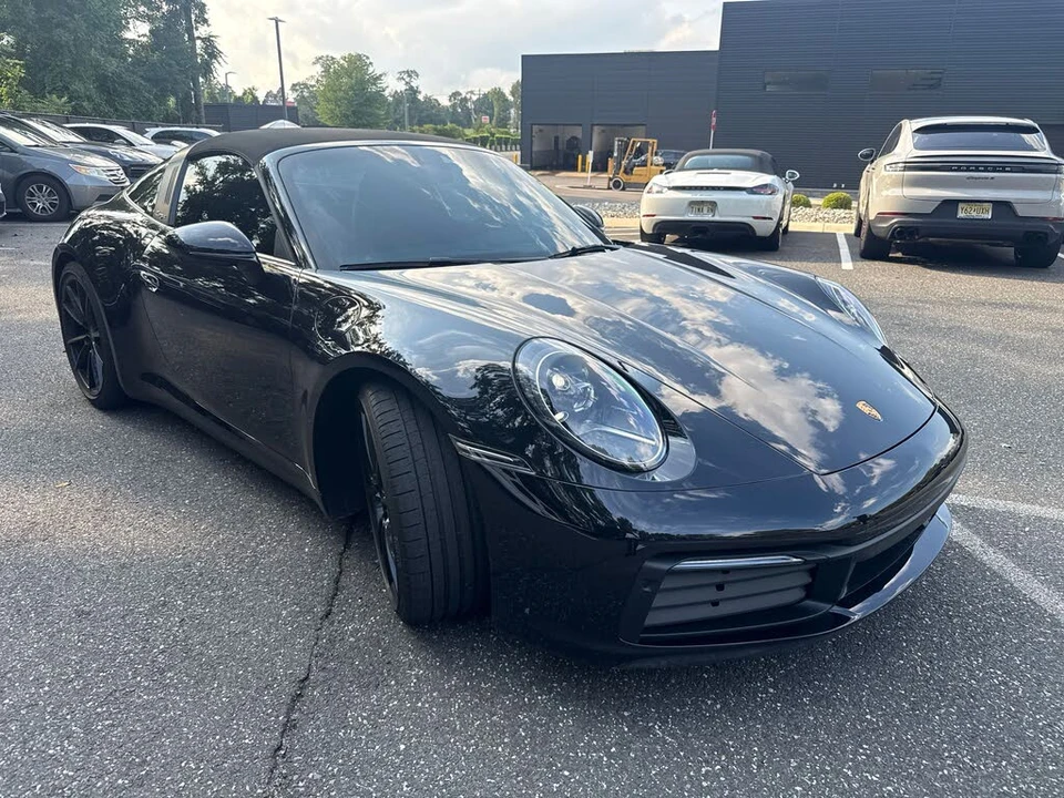 2024 Porsche 992 Targa 4 & 4S - Image 2 of 8