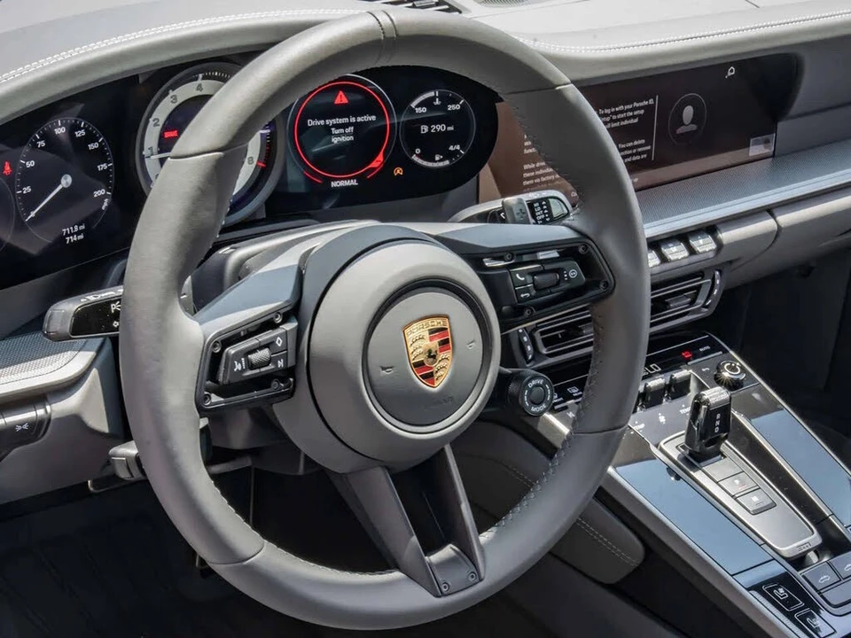 2024 Porsche 992 Targa 4 & 4S - Image 30 of 31