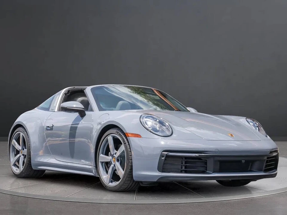 2024 Porsche 992 Targa 4 & 4S - Image 14 of 31