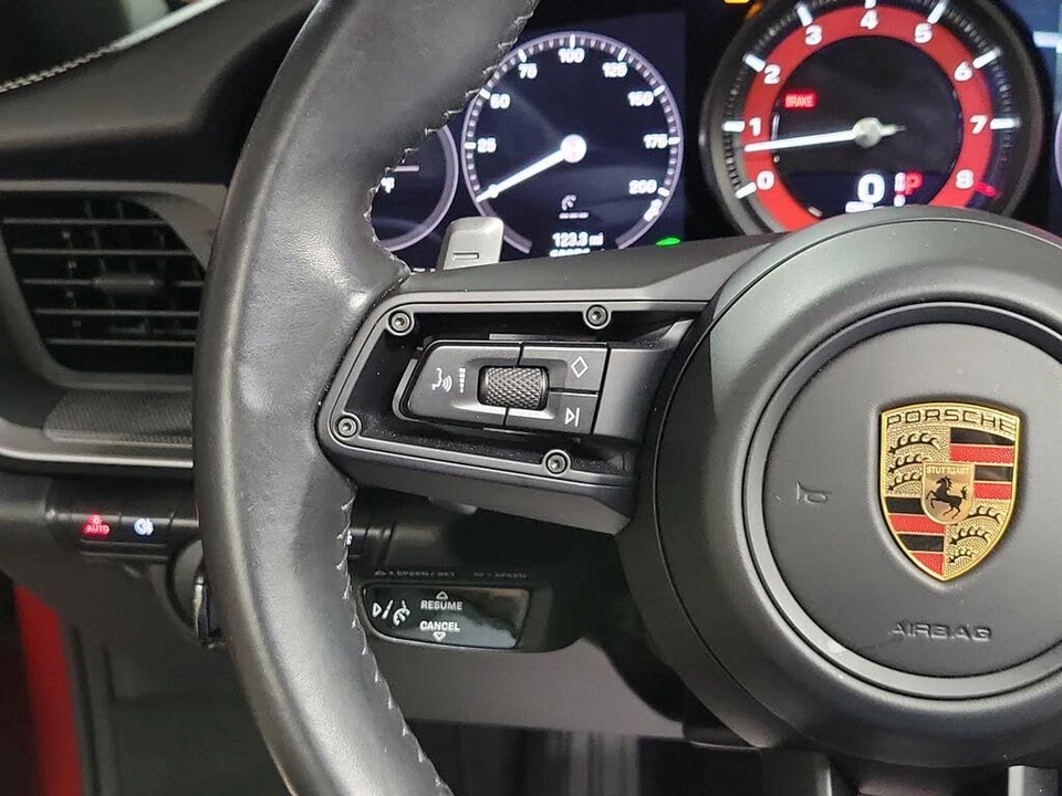 2024 Porsche 992 Targa 4 & 4S - Image 19 of 24