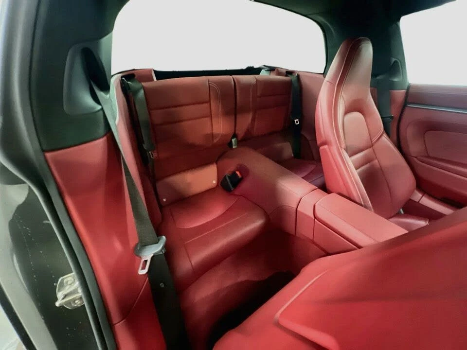 2024 Porsche 992 Targa 4 & 4S - Image 27 of 31