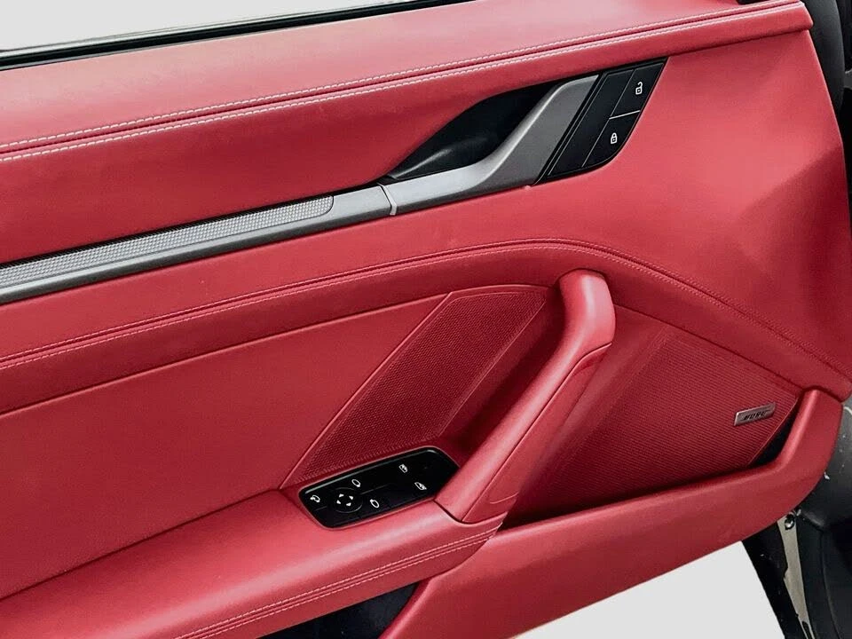2024 Porsche 992 Targa 4 & 4S - Image 19 of 31