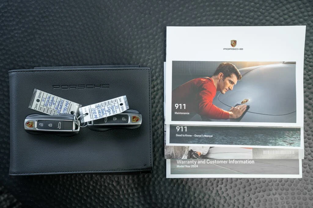 2024 Porsche 992 Targa 4 & 4S - Image 19 of 31