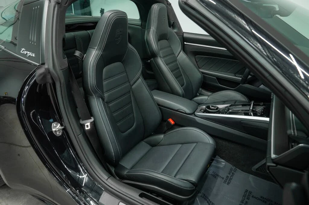 2024 Porsche 992 Targa 4 & 4S - Image 23 of 31