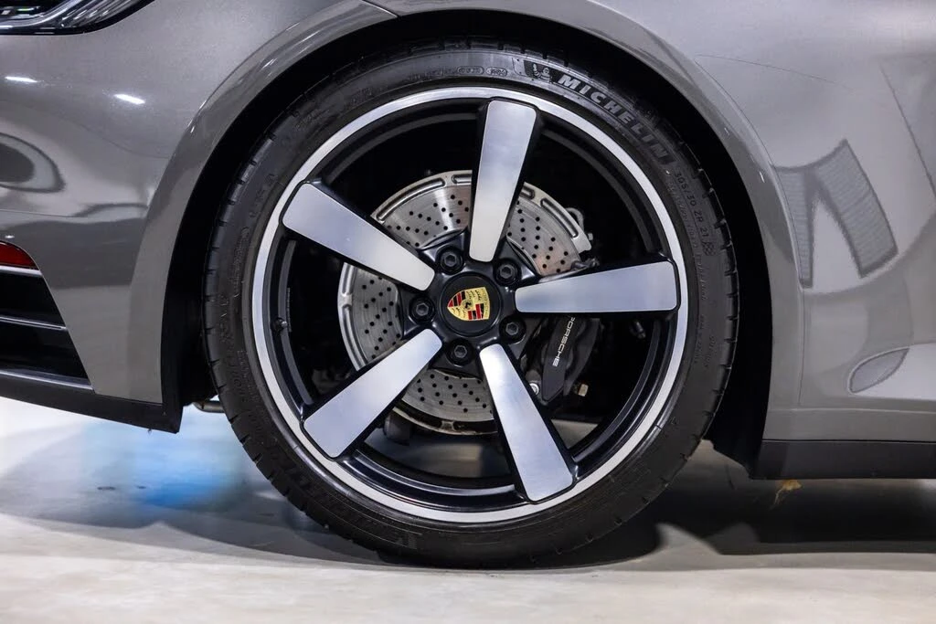 2024 Porsche 992 Targa 4 & 4S - Image 25 of 31