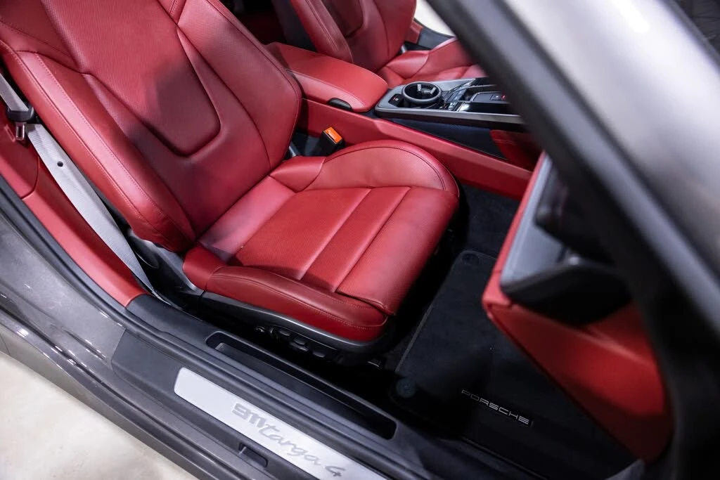2024 Porsche 992 Targa 4 & 4S - Image 29 of 31