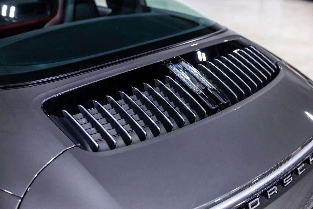 2024 Porsche 992 Targa 4 & 4S - Image 15 of 31