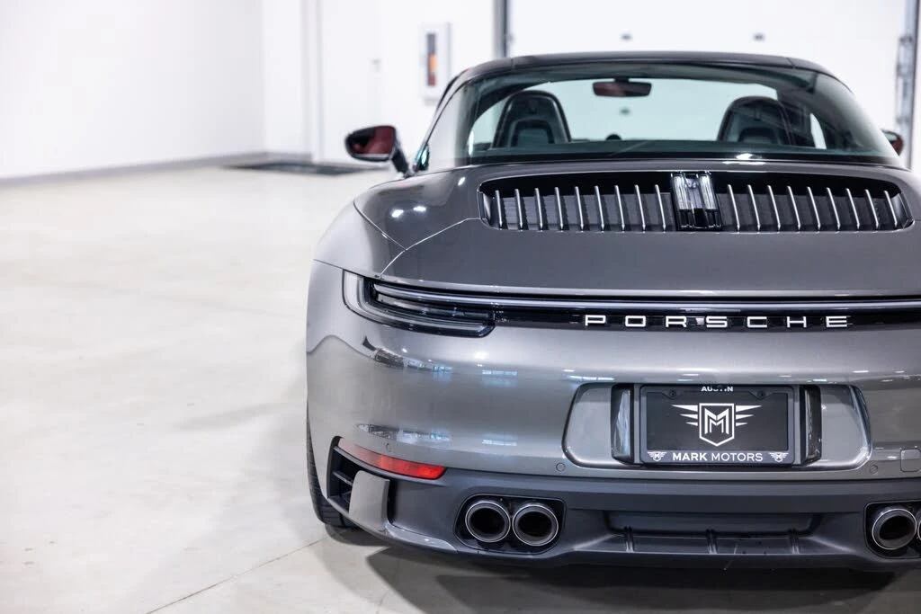 2024 Porsche 992 Targa 4 & 4S - Image 14 of 31