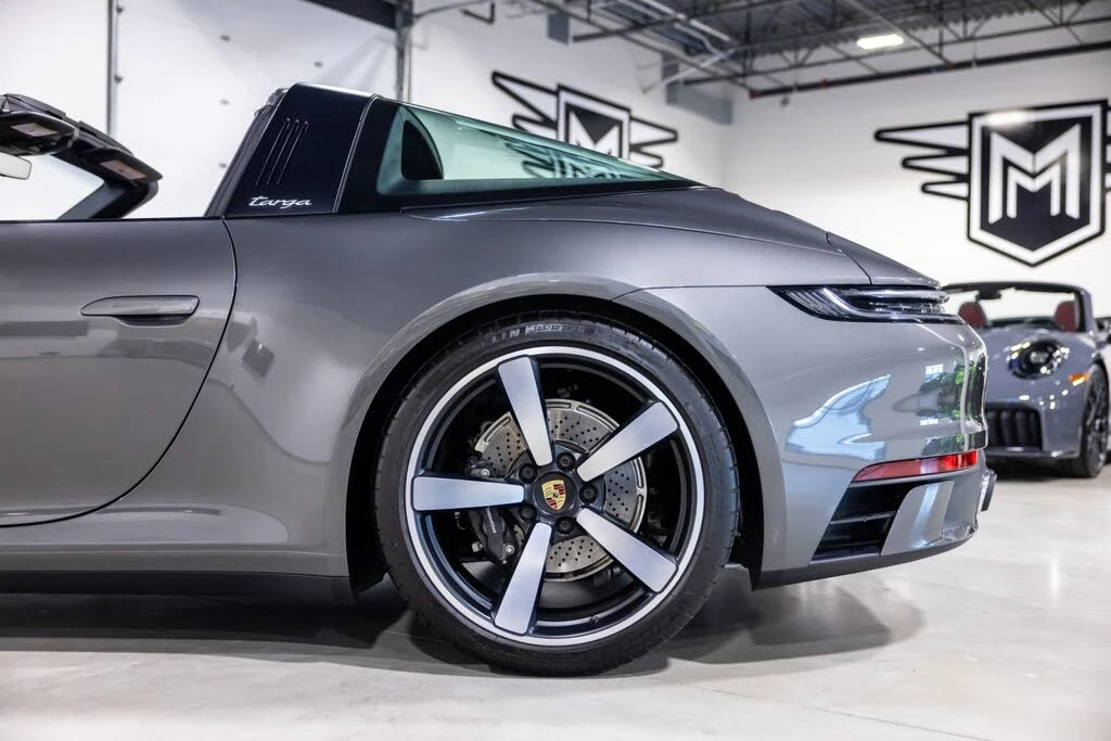 2024 Porsche 992 Targa 4 & 4S - Image 16 of 31