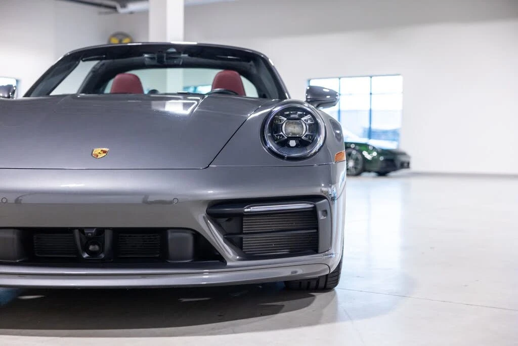 2024 Porsche 992 Targa 4 & 4S - Image 20 of 31
