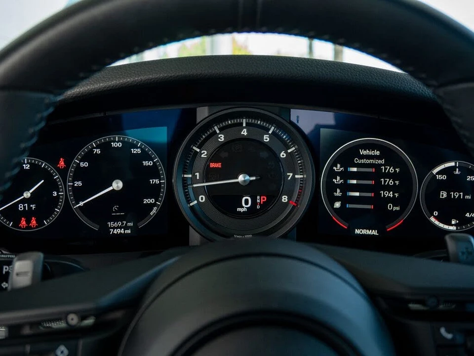 2024 Porsche 992 Targa 4 & 4S - Image 9 of 29