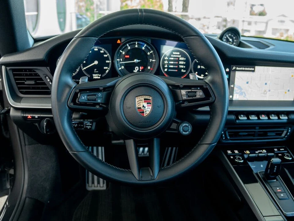 2024 Porsche 992 Targa 4 & 4S - Image 21 of 29