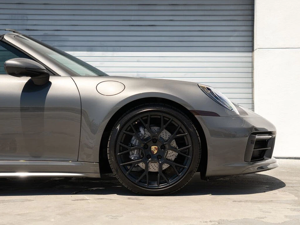2024 Porsche 992 Targa 4 & 4S - Image 24 of 29