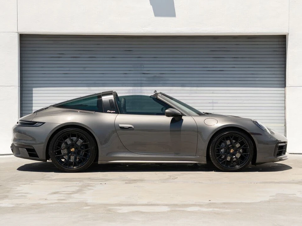 2024 Porsche 992 Targa 4 & 4S - Image 25 of 29