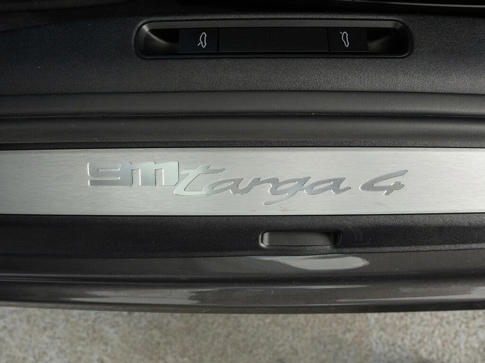 2024 Porsche 992 Targa 4 & 4S - Image 16 of 29