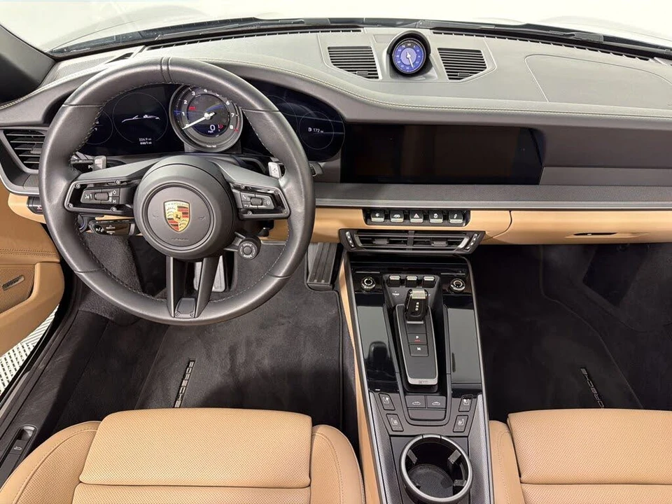2024 Porsche 992 Targa 4 & 4S - Image 28 of 31