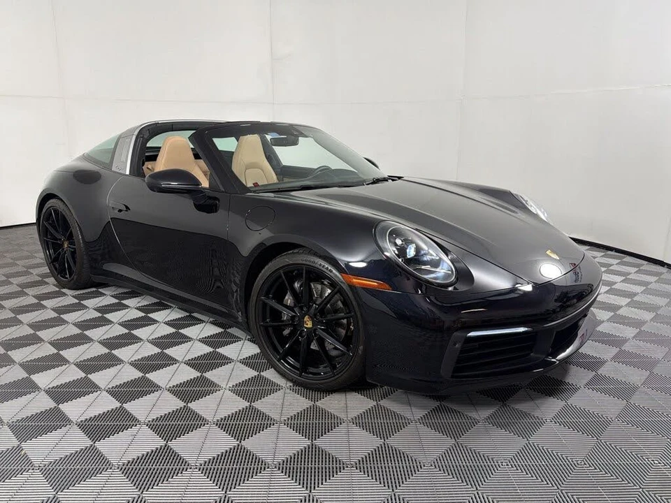 2024 Porsche 992 Targa 4 & 4S - Image 7 of 31