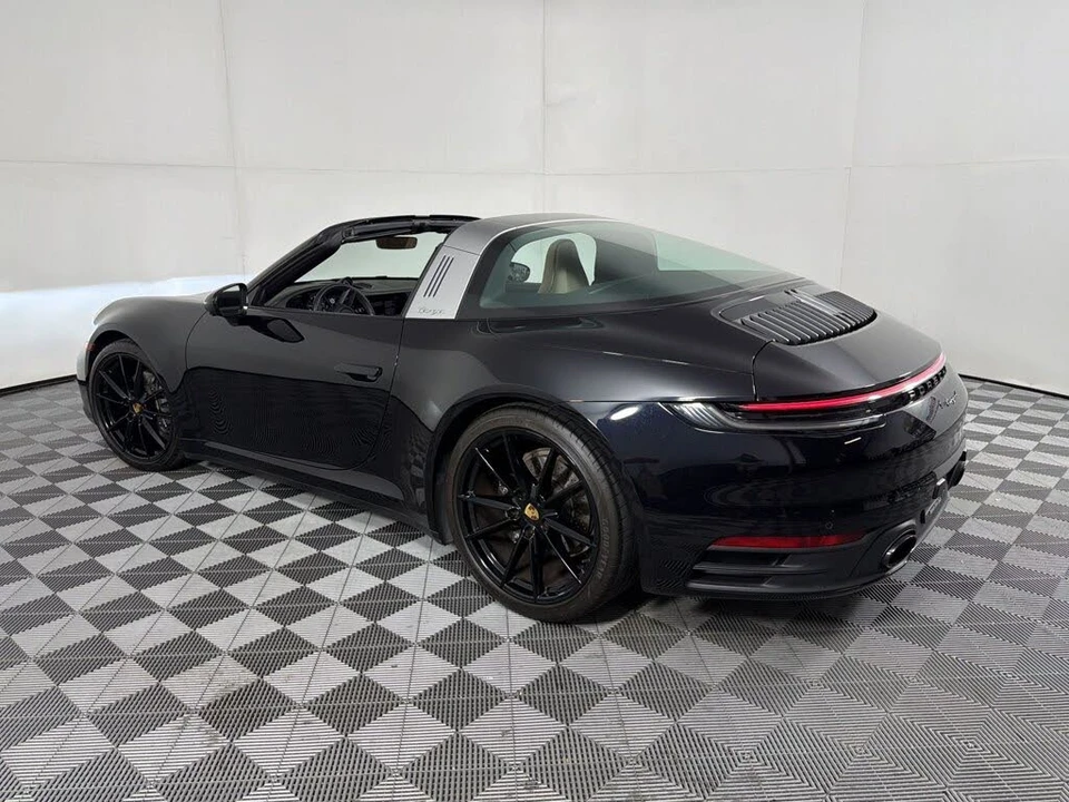 2024 Porsche 992 Targa 4 & 4S - Image 3 of 31
