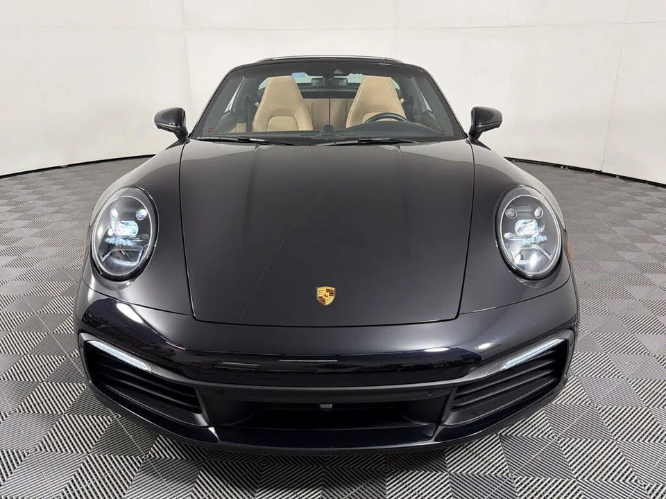 2024 Porsche 992 Targa 4 & 4S - Image 6 of 31