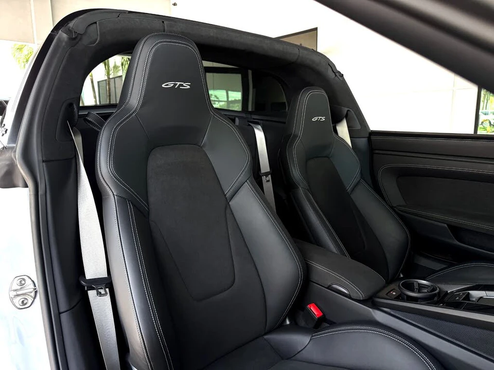 2024 Porsche 992 Targa 4 GTS - Image 26 of 31