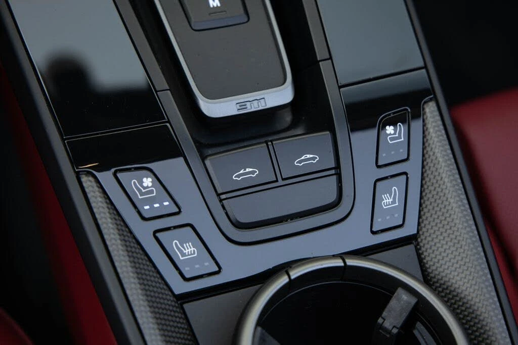 2024 Porsche 992 Targa 4 GTS - Image 19 of 31