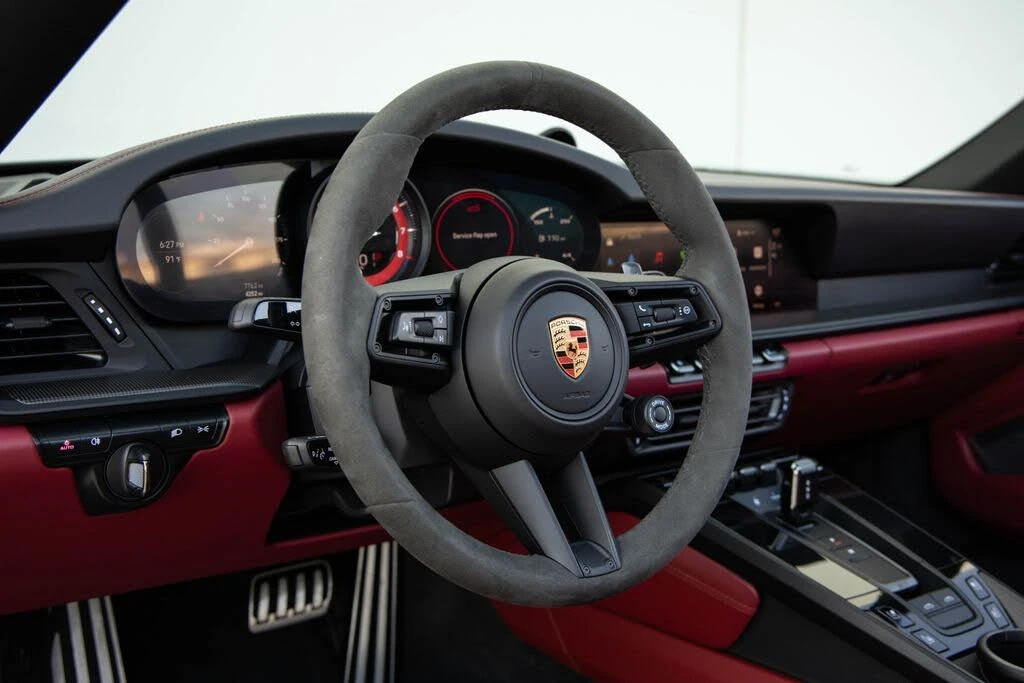 2024 Porsche 992 Targa 4 GTS - Image 25 of 31